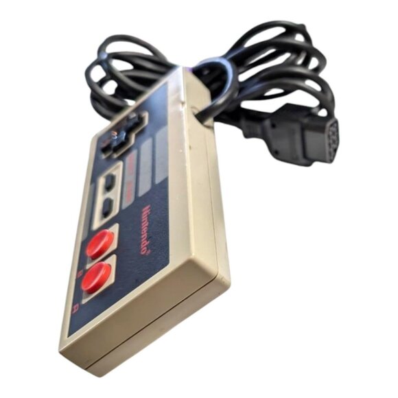 Original Nintendo NES Official Controller NES-004 - Tested & Working! - Picture 2 of 7